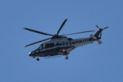 Morten 31 mars 2023 - Politihelikopter over Høyenhall, hvor lenge kan dem holde seg oppe i luften?