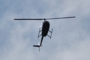 Morten 17 august 2024 - LN-OGS besøker Høyenhall, det er Ove som kommer med sin Robinson R44 Raven fra 2006. Men det vet jeg ikke enda