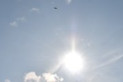 Morten 26 august 2024 - Politihelikopter over Høyenhall, når vi har en dag som dette må vi ha med solen