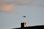 Morten 28 juli 2024 - Politihelikopter over Høyenhall på natten, det er 10 minutter på overtid, men nå kan jeg legge meg trygt og godt