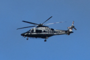 Morten 5 juli 2024 - To Politihelikoptre i formasjon over Høyenhall