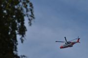 Morten 17 juni 2024 - SAR Queen 0284 over Høyenhall, jeg har bilde av deg med solen, men mangler fuglen