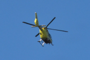 Morten 2 juni 2024 - LN-OUH besøker Høyenhall, men i dag er det Flydagen på Kjeller, hvor mange helikoptre og fly for jeg se i dag?