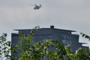 Morten 26 juni 2024 - SAR Queen over Høyenhall, så da gjenstår det å se at SAR Queen lander på taket til Rugveien 40 - der bodde jeg :-)