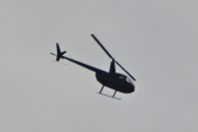 Morten 11 oktober 2024 - Robinson R44 over Høyenhall, det kan være LN-OAE, LN-OAQ eller LN-OGT. Men det får jeg aldri vite