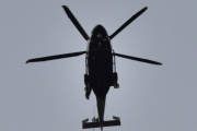 Morten 14 oktober 2024 - LN-ORA besøker Høyenhall, når Politiet kommer slik så er det flere ting jeg må passe på, som rotorbladenes plassering