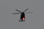 Morten 2 påskedag 21 april 2025 - Politihelikopter over Høyenhall om kvelden, klokken er 20.41 og dem kommer en gang til. Eller er det to av dem som er ute?