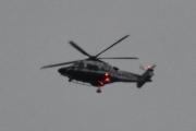 Morten 2 påskedag 21 april 2025 - Politihelikopter over Høyenhall om kvelden, da blir det akkurat som 21 april 2021, da så jeg også to. Da sier jeg God påske og god natt for min del