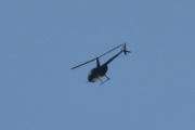 Morten 26 april 2025 - Robinson R44 over Høyenhall, men jeg så Robinson R44 den 2 påskedag 2 april 2018 og 27 april 2019. Men jeg har altfor mange bilder fra april, dere forstår?