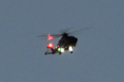 Morten 7 april 2025 - Politihelikopter over Høyenhall, klokken er 20.53. Se her ja. Har vi sett dette før?