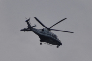 Morten 1 august 2025 - Politihelikopter over Høyenhall, så nå kommer jeg til å sove godt i natt - Politiet passer på