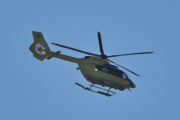 Morten 18 august 2025 - LN-OOR over Høyenhall, det er Norsk Luftambulanse som kommer med sin Airbus H145 Lege Luftambulansetjenesten fra februar 2018