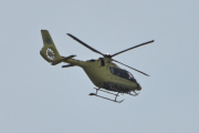 Morten 8 august 2025 - Norsk Luftambulanse over Høyenhall, klokken er 14.00 og jeg tror det er LN-OUJ vi ser her