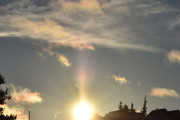 Morten 14 desember 2025 - Politihelikopter over Høyenhall, jeg har faktisk ikke tatt bilde av dem med solen i desember før