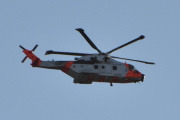 Morten 30 desember 2025 - SAR Queen 0281 besøker Høyenhall, det er Luftforsvaret redningstjeneste som kommer med sin Leonardo AW101 Mk.612 fra oktober 2021