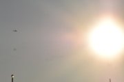 Morten 11 januar 2025 - Politihelikopter over Høyenhall, nå ble det mye tull, jeg har ikke bare flysiden skjønner dere. Her fikk vi med solen også. Jeg husker 4 januar 2022, da kunne jeg ikke følge dere lenger på grunn av solen