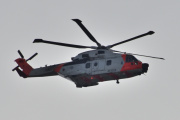 Morten 21 juli 2025 - SAR Queen 0281 besøker Høyenhall, se her da, vi får besøk i dag også. Det er Luftforsvaret redningstjeneste som kommer med sin SAR Queen 0281 Leonardo AW101 Mk.612 fra 2021
