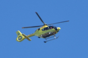 Morten 25 juli 2025 - Norsk Luftambulanse besøker Høyenhall, klokken er 17.01 og dem kommer med sin Airbus H135 Lege Luftambulansetjenesten