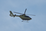 Morten 28 juli 2025 - Norsk Luftambulanse over Høyenhall, klokken er 13.12 og dem er ute med en av sine Airbus H135 Lege Luftambulansetjenesten