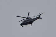 Morten 31 juli 2025 - Politihelikopter over Høyenhall, klokken er 14.10 og jeg prater alltid med pappa da. Så dette bilde er tatt med en hånd. Jeg husker 31 juli 2022 og 31 juli 2023, det blir klokkeslett på de bildene senere