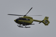 Morten 22 juni 2025 - LN-OOT besøker Høyenhall, det er Norsk Luftambulanse som kommer med sin Airbus H145 Lege Luftambulansetjenesten fra februar 2018