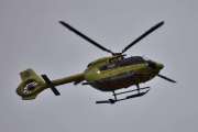 Morten 24 juni 2025 - LN-OOT besøker Høyenhall, da kommer Norsk Luftambulanse i lav høyde med sin Airbus H145 Lege Luftambulansetjenesten fra februar 2018