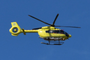 Morten 14 mai 2025 - LN-OTH besøker Høyenhall, det er Norsk Luftambulanse som kommer med sin Airbus H145 Lege Luftambulansetjenesten fra mai 2021. Den har vært 4 år i tjeneste nå