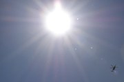 Morten 16 mai 2025 - LN-ORA rundt Høyenhall, og her fikk vi med solen, jeg teller ikke hvor mange bilder vi har av solen