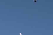 Morten 6 mai 2025 - Politihelikopter over Høyenhall, her kan jeg ikke bare ta et søk, jeg må lete litt. Dette ble vanskelig, men jeg fant to politihelikoptre den 12 mai 2022