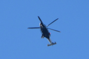 Morten 14 november 2025 - Politihelikopter over Høyenhall igjen, klokken er 12.29 og jeg syns det ser ut som det er LN-ORA som flyr høyt der oppe