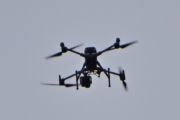Morten 29 november 2025 - Drone over Høyenhall igjen. Så har vi en i Sverige juli 2015 og en i Danmark og en i Maridalen som ikke ligger på flysiden