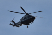 Morten 12 oktober 2025 - LN-ORC besøker Høyenhall, det er Politiet med sin Leonardo AW169, og her kan vi få til noe