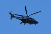 Morten 18 oktober 2025 - Politihelikopter over Høyenhall, holder du retningen så har vi et tre til