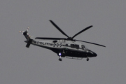 Morten 14 september 2025 - LN-ORA over Høyenhall, jeg husker 25 mai 2023, da skrev jeg. Her eskorterer politihelikopteret hangarskipet USS Gerald R. Ford inn til Oslo