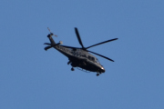 Morten 10 mai 2026 - Politihelikopter over Høyenhall