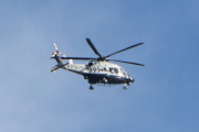 Morten 23 mai 2026 - Politihelikopter og Norwegian møtes over Høyenhall