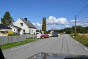 Her har vi også en post, kjenner dere igjen huset?