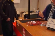 Flere som vil ha vaffel og kaffe