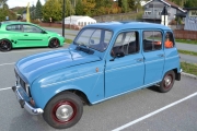 La oss ta en titt til på bil nr. 16. En Renault 4 som er så blank og fin som bare det