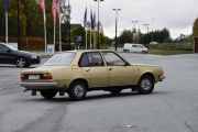 Men jeg rakk akkurat denne som er en Renault 18 TS Automatic fra 1979. Ikke en bil du ser på veien så ofte dette heller