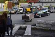 Men nå har noen kloke hoder funnet ut hvordan de tunge delene skal komme inn på låven. Selv om det er en Gaupen henger fra 1992 tror jeg det blir tøft å rygge den inn på rampen