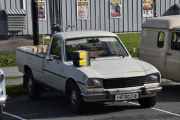 Nå er ikke jeg Peugeot ekspert, men noe sier meg at dette er en Peugeot 504 pickup fra 1982