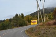 Så jeg kjører Hadelandsveien videre og ser et skilt med Bergverksmuseum som ligger ved Grua. Veldig fristende og ta til venstre her men jeg bestemmer meg for å kjøre videre