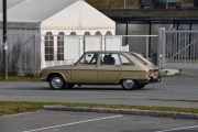 Her rekker jeg ikke å ta to bilder, her kommer en til. Det er en Renault 16 TL fra 1977