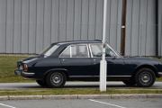 Og her reiser Peugeot 504 Automatique fra 1972 også, god tur hjem