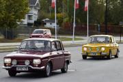 Men hvis du ser på første bilen så har den et flatt panser, mens den bak har en knekk på panseret. Knekker du denne koden så sover du bedre om natten