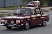 Men la oss presentere bilene, dette er en Renault 10 Major fra 1968