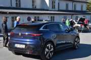 Men nå stusser jeg litt, er dette første gangen en elektrisk Renault er på treff bortsett fra Zoe? Den nå registreres, det er en Renault Megane E-Tech Electric som er splitter ny