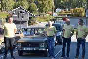 Men har du kjørt over 40 mil for og komme til høsttreffet, må vi ha et oppstillingsbilde - Renault-Trøndere :-)