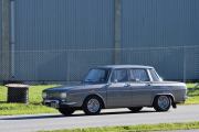 Så kommer det to staute karer med sin Renault 10 1300 fra 1970, dette er en meget spesiell modell av Renault 10